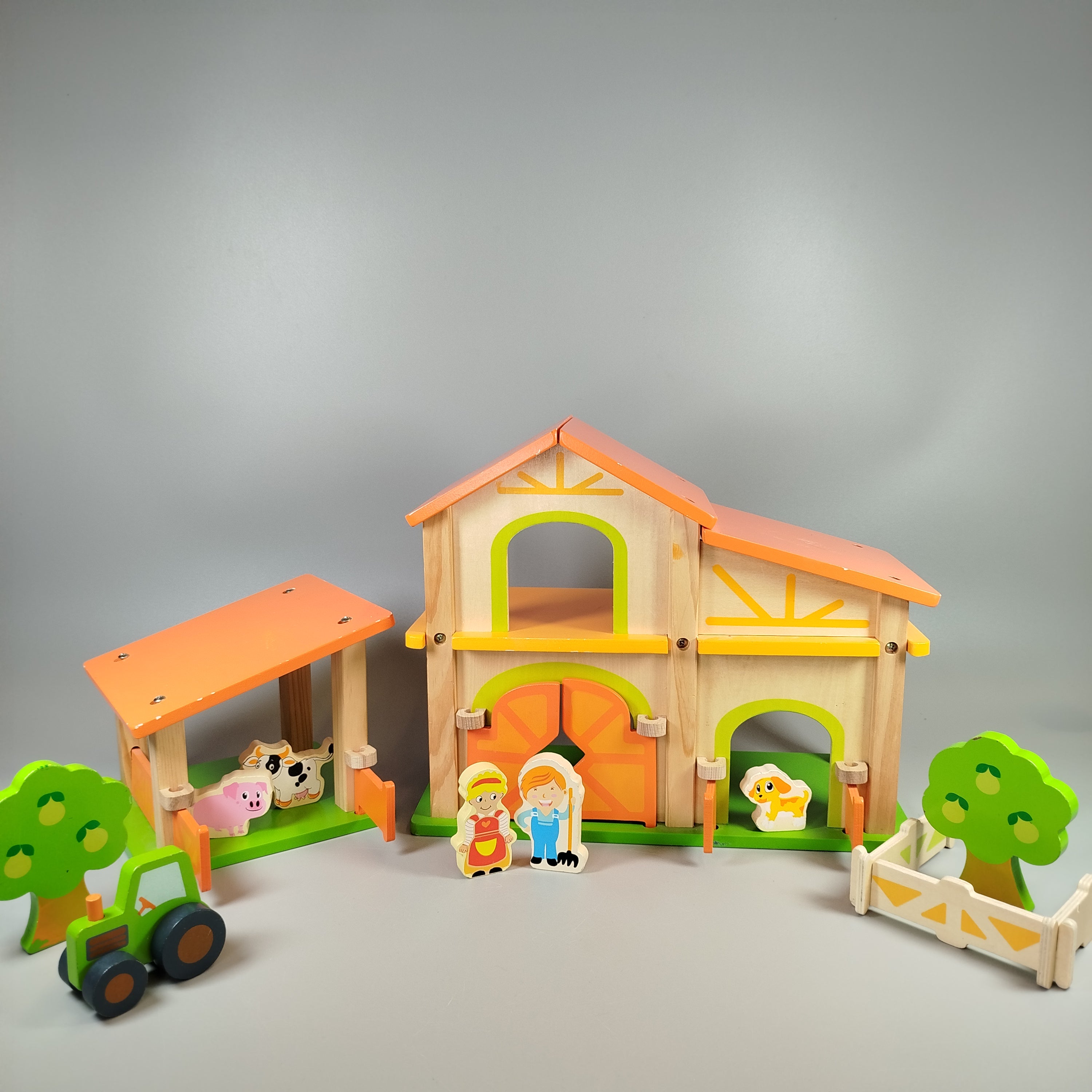 Bauernhof-Spielset aus Holz - Set mit Tieren